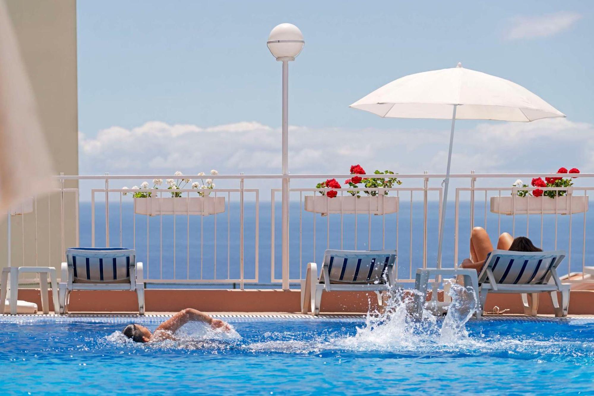Dorisol Mimosa Studio Hotel Funchal  Exterior photo