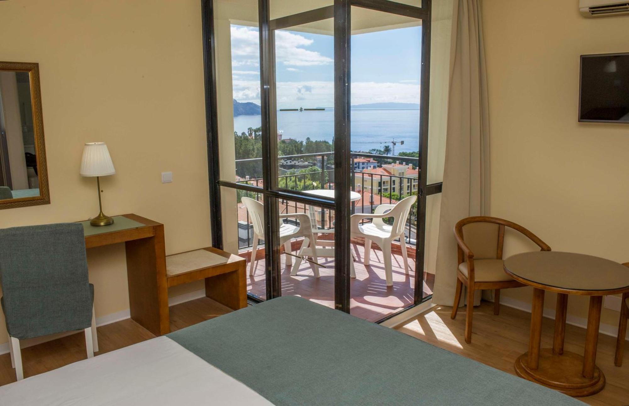 Dorisol Mimosa Studio Hotel Funchal  Exterior photo